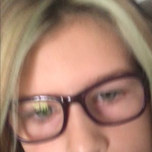 Meet your Posher, Kaylin